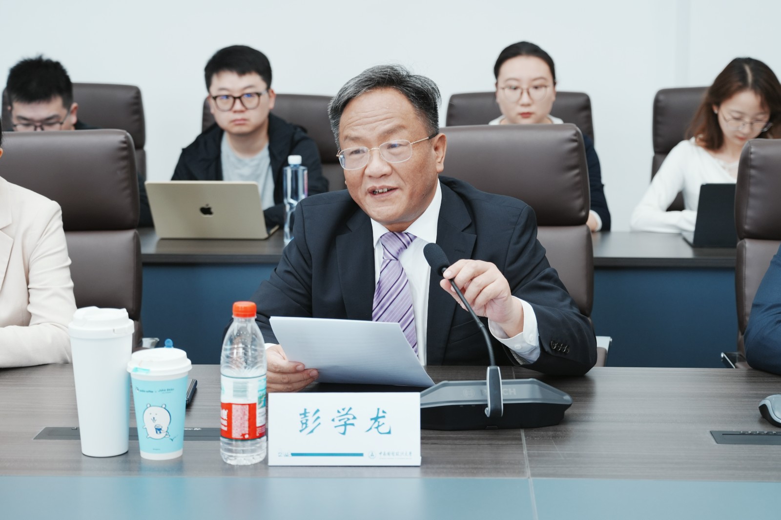 彭.jpg
